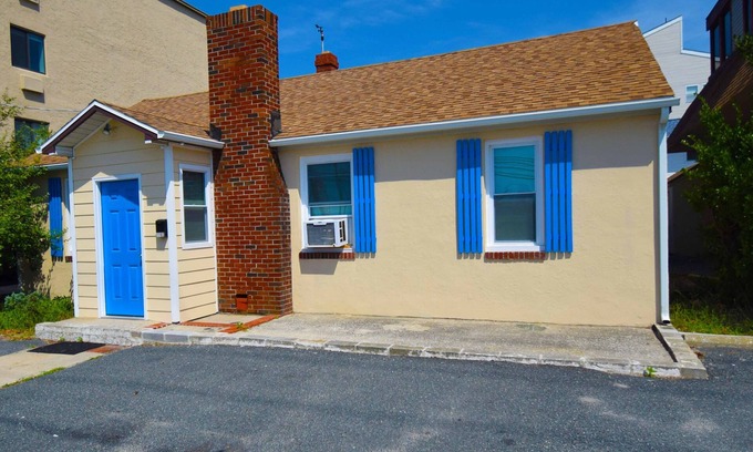 Midtown Ocean City Cabaña | Casa de vacaciones-Oceanside 77th St, W / D, AC, WIFI gratuito