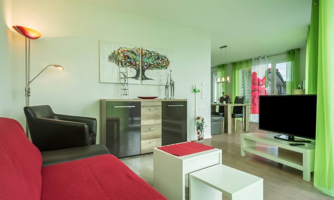 Sipplingen Apartamento | Apartamento vacacional "Rose" con gran balcón con vistas al lago, Wi-Fi y televisión