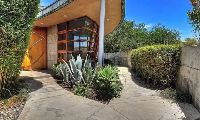 Mystic Hills Casa | Holiday Discount..Great Architectural Design with views 3-bedroom Laguna Beach