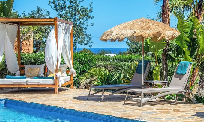Sant Carles de Peralta Casa | Casa vacacional 'Can Andreuet' con Piscina Privada, Wi-Fi y Aire Acondicionado en Ibiza