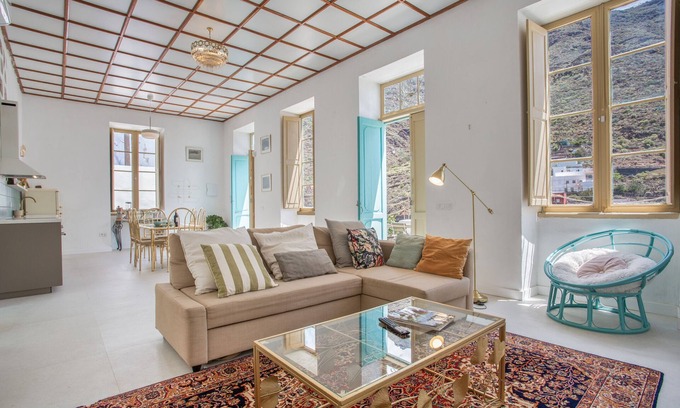 Santa Cruz de Tenerife Casa | Casa de vacaciones 'Mojo Surf' con vistas al mar, Wi-Fi y aire acondicionado