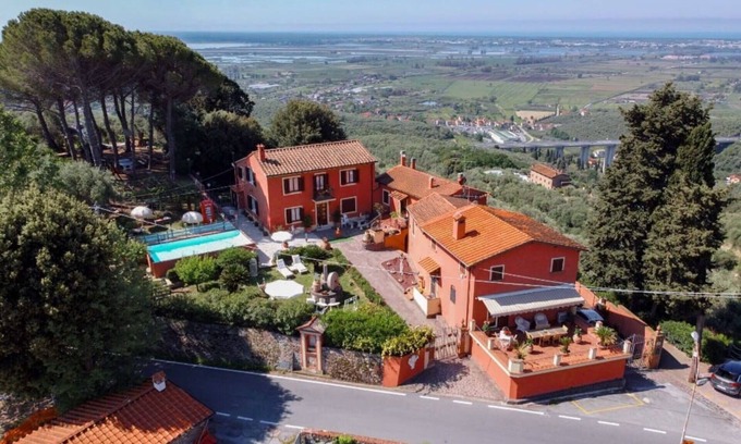 Pieve a Elici Apartamento | City / Village Apartment en Pieve A Elici con 2 habitaciones, capacidad 5
