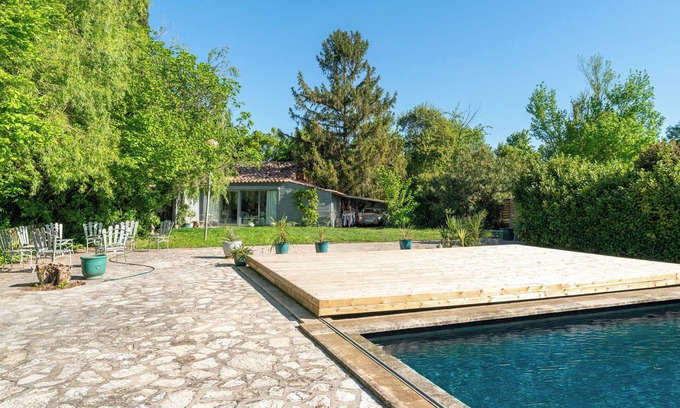 Chateauneuf-de-Gadagne Casa | Casa de vacaciones 'En Bord De Sorgue' con piscina privada, terraza privada y Wi-Fi