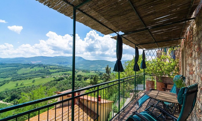 Montecastelli Casa | Casa en Montecastelli con vistas al río