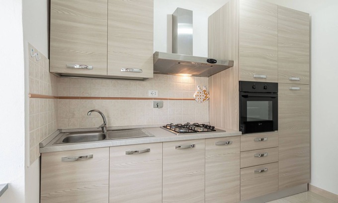 San Marcello Piteglio Casa | Holiday Home 'Casa Prataccio' with Mountain View and Balcony