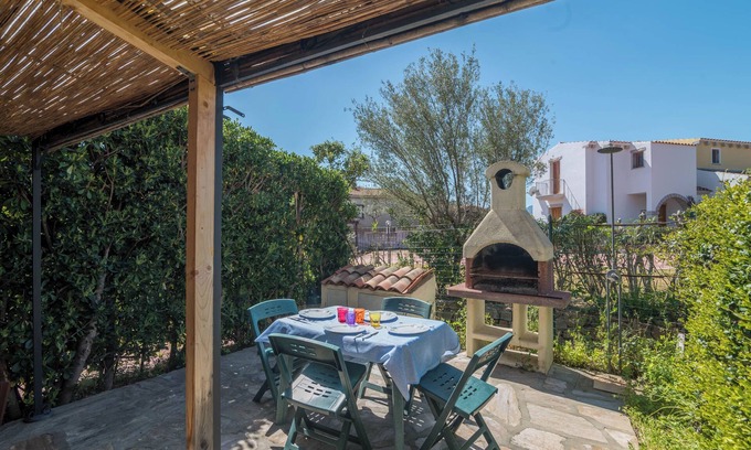 Case Peschiera-Lu Fraili Casa | Casa de vacaciones 'Villetta Sarda' con terraza privada y aire acondicionado