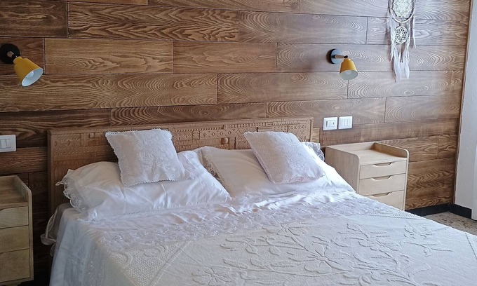 Villagrande Strisaili Casa | Holiday Home 'Sa Omu 'Eccia' with Sea View and Private Terrace