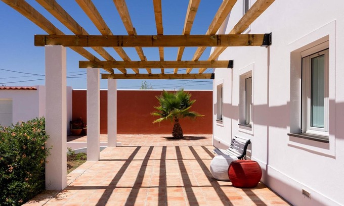 Reguengos de Monsaraz Casa | Casa de vacaciones 'Courela Da Lameira' con terraza privada, Wi-Fi y aire acondicionado