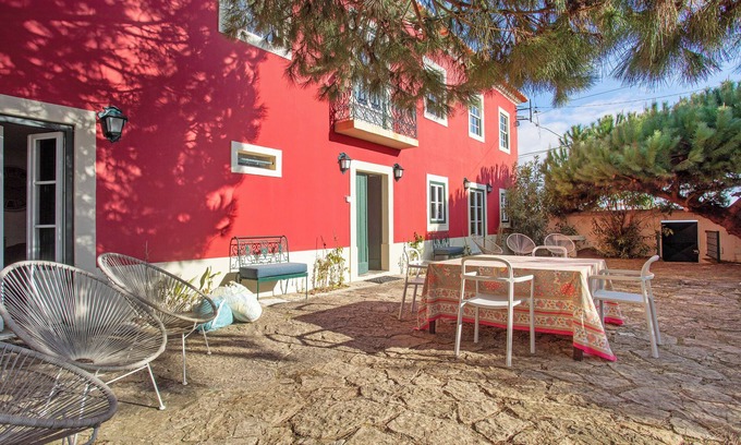 Sao Martinho do Porto Casa | Casa de vacaciones 'São Martinho All The Best 2' con terraza privada y Wi-Fi