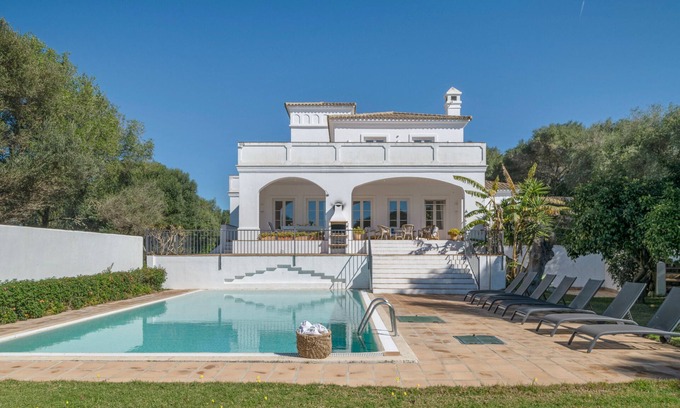 Benalup-Casas Vieja Casa | Casa de vacaciones 'Albatros' con piscina privada, Wi-Fi y aire acondicionado