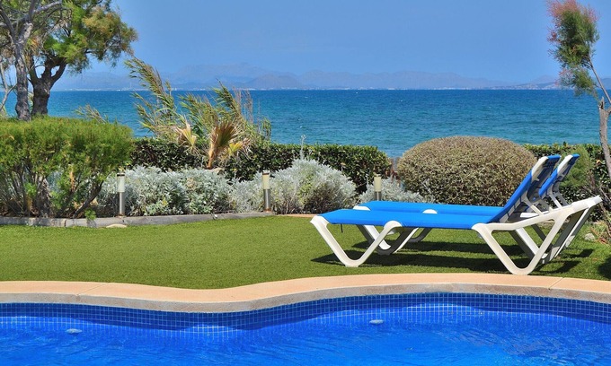 Urbanizacion S'Estanyol Casa | Casa de vacaciones 'Embat' con vistas al mar, Wi-Fi y aire acondicionado