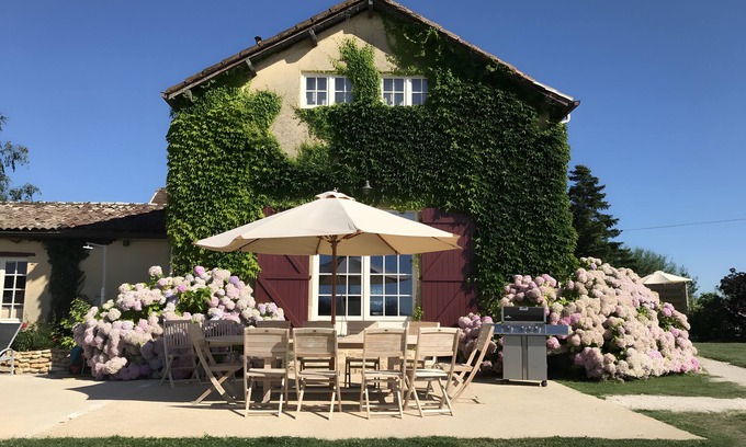 Sainte-Foy-de-Longas Casa | Casa de vacaciones "Le Cordier" con jardín privado y Wi-Fi