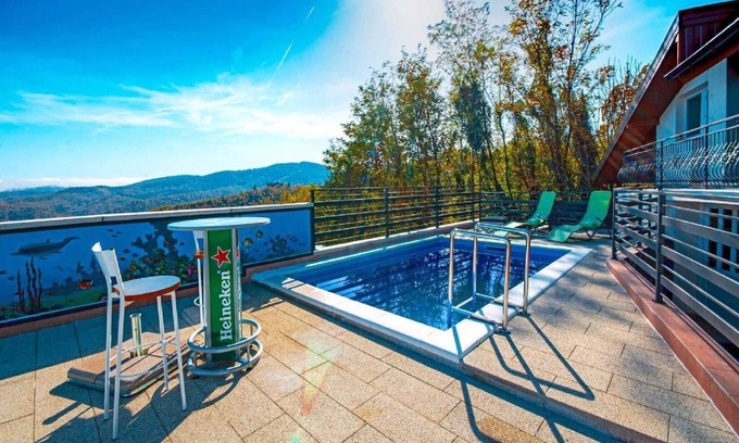 Varazdinske Toplice Casa | Holiday Home Martin with Swimming Pool