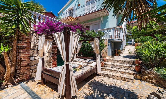 Maslenica Casa | Casa Vacacional Maslenica con Vista al Mar y Piscina