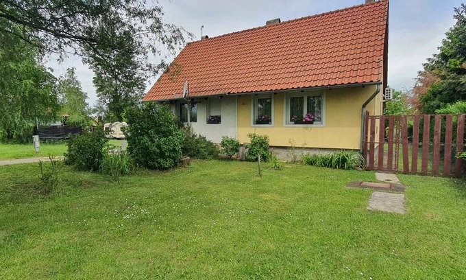 Balatonfenyves Casa | Casa vacacional en una zona tranquila