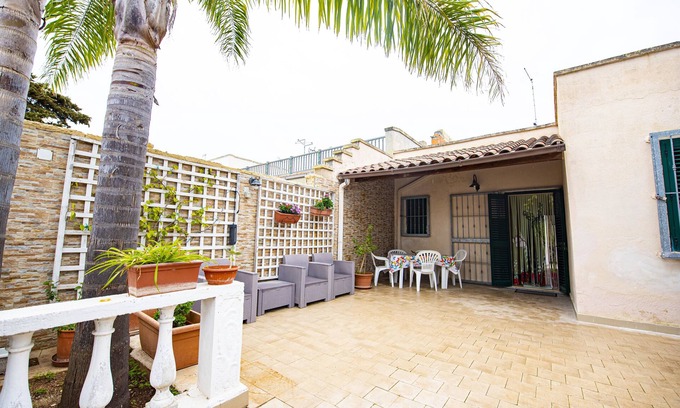 La Strea Casa | Casa de vacaciones a 20 metros del mar.