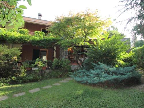 Porto Valtravaglia Casa | Holiday Home Azalea by Interhome