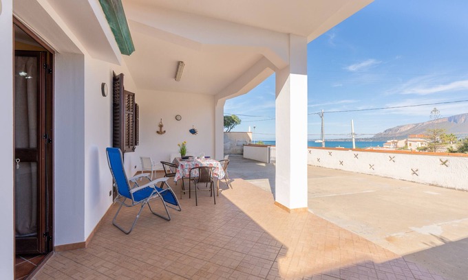 Trappeto Casa | Holiday Home 'Adelaide' with Sea View, Private Terrace and Wi-Fi