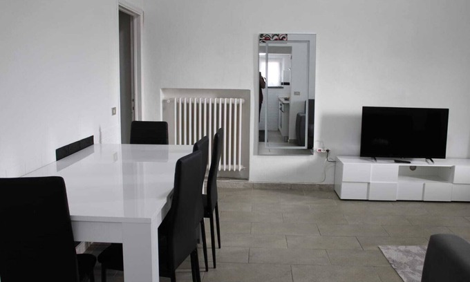 Migliarino Casa | Casa de vacaciones 'Affittacamere Da Lory' con jardín privado y Wi-Fi