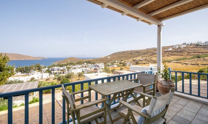 Livadi Casa | Casa de vacaciones 'Almira 2' con vistas al mar, Wi-Fi y aire acondicionado