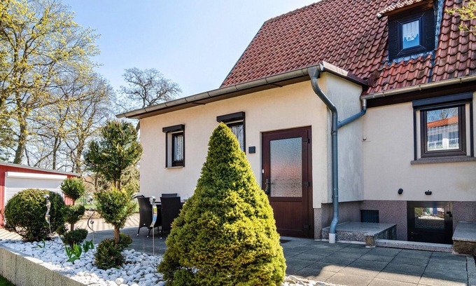Heudeber Casa | Casa de vacaciones 'Am Park' con terraza privada, jardín privado y Wi-Fi