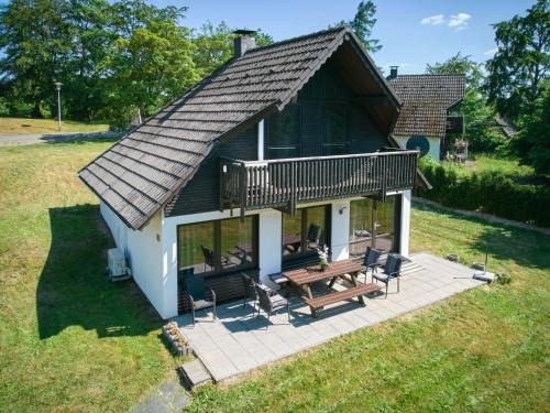 Feriendorf Frankenau Casa | Holiday Home Am Sternberg 97 by Interhome