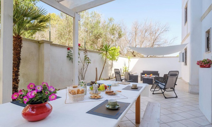 Galatone Casa | Holiday Home 'Angel' with Private Terrace, Wi-Fi and Air Conditioning