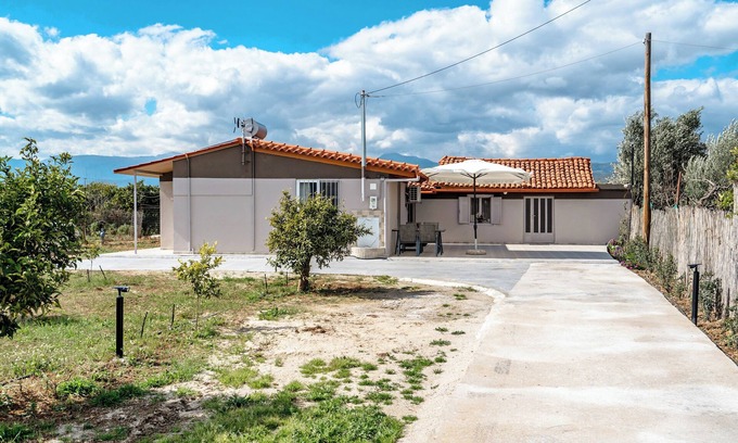 Kefalari Casa | Casa de vacaciones 'Apartamento Angela' con terraza privada, Wi-Fi y aire acondicionado.
