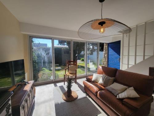 Carnac Casa | Holiday Home Arvor I-1 by Interhome