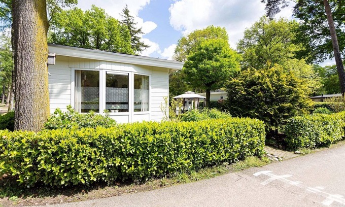Ede Chalet De Esquí | ✓ Holiday home at Bospark Ede ✓ Holiday home for 3 persons ✓ Located in Ede (Gelderland) ✓ Holiday park on the Veluwe ✓ Book directly through the park