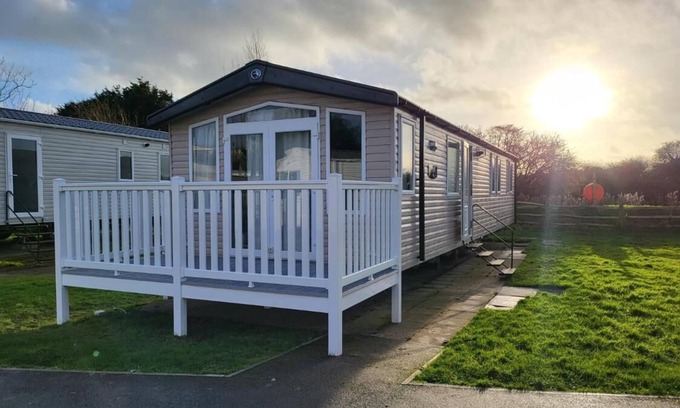 St Leonards-On-Sea Casa | Holiday Home at Combe Haven, St Leonards, Hastings