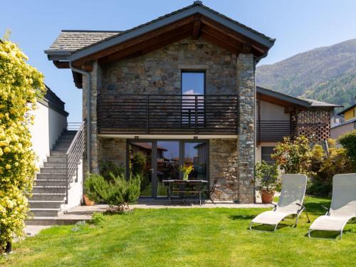 Colico Piano Casa | Holiday Home Baila - CCO510 by Interhome