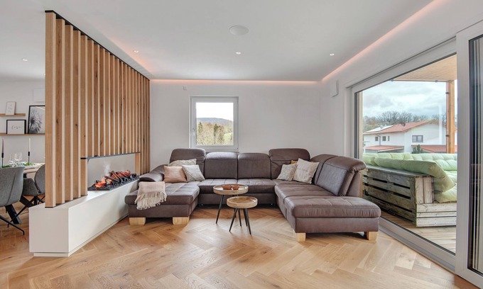 Schwarzach Chalet De Esquí | Casa de vacaciones 'Bayerwald Refugium' con vistas a la montaña, terraza privada y Wi-Fi