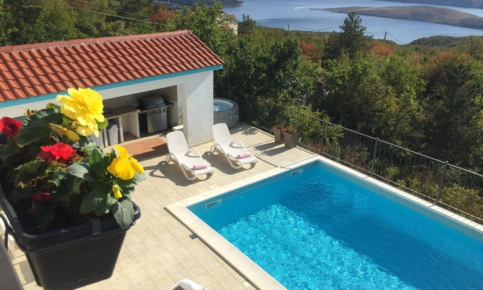 Smrika Casa | Holiday home-big swimming pool-amazing views