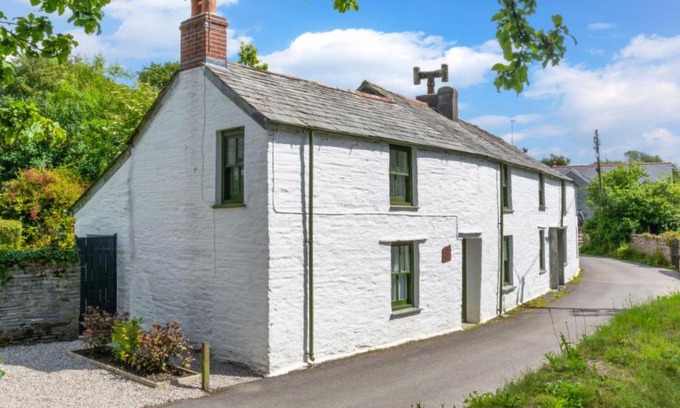 St Teath Casa | Holiday Home Birdy by Interhome
