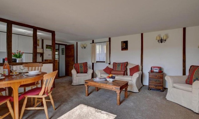Abbess Roding Casa | Holiday Home Bisho