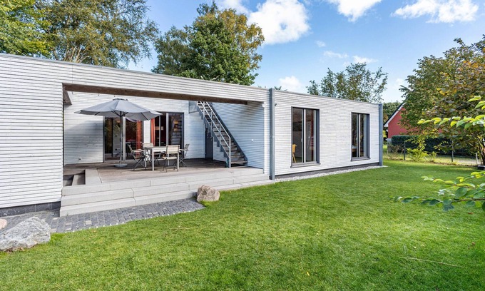 Zingst Casa | Casa de vacaciones 'Börnsteen' con terraza privada, jardín propio y Wi-Fi