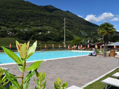 Riazzino Casa | Holiday Home Bungalow Isola Premium by Interhome