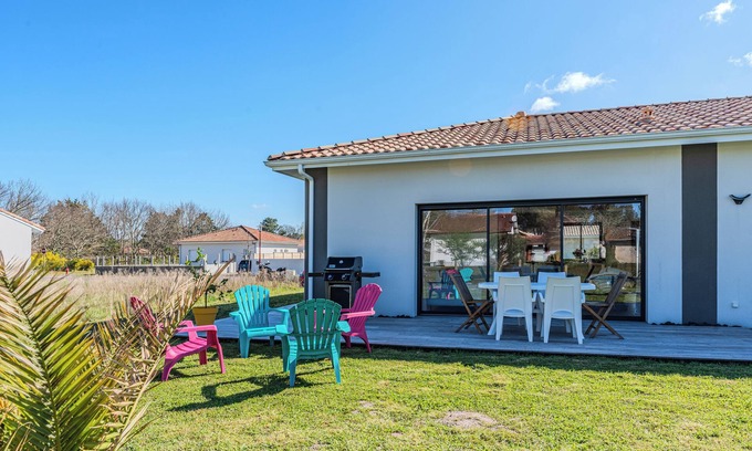 Parentis-en-Born Casa | Casa de Vacaciones "Coco" – Un Refugio de Paz Cerca del Lago de Parentis, Ideal para Familias