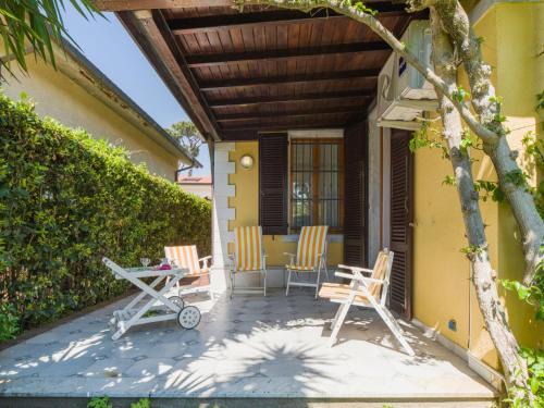 Forte dei Marmi Casa | Holiday Home Carlotta by Interhome