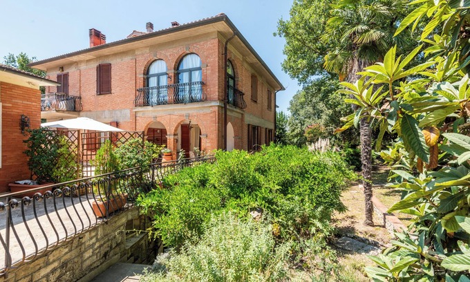 Rapolano Terme Casa | Casa de vacaciones 'Casa San Francesco Rapolano' con terraza privada, jardín privado y Wi-Fi