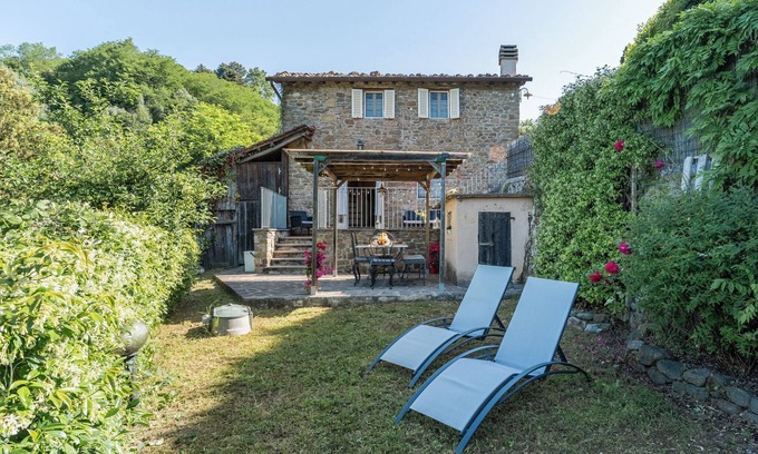 Villabuona Casa | Casa de vacaciones "Casa Di Laino" con terraza privada, jardín privado y Wi-Fi