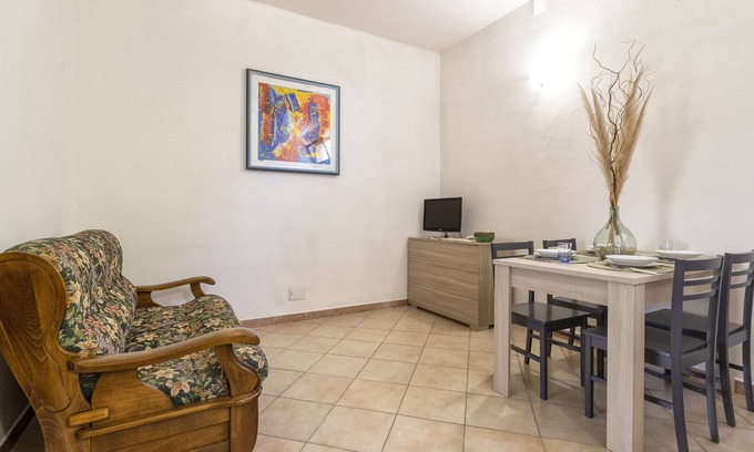 Olmedo Casa | Holiday Home 'Casa Gabri' with Mountain View, Shared Garden and Air Conditioning