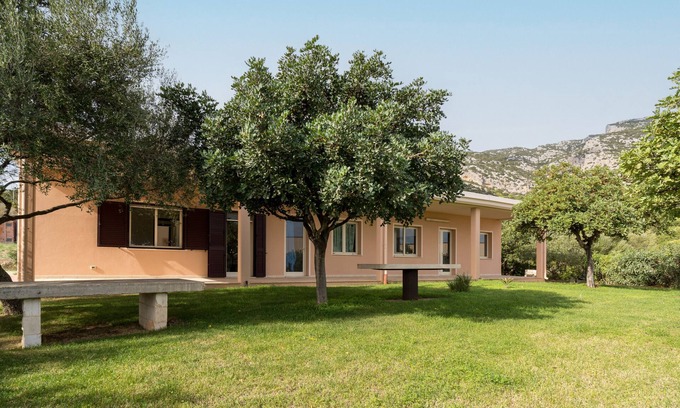 Orosei Casa | Casa de vacaciones "Casa in Campagna Totale Relax" con vistas al mar, jardín privado y Wi-Fi