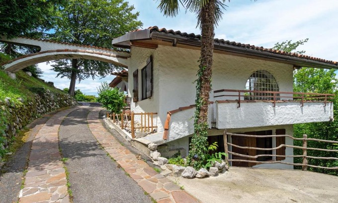 Arolo Casa | Holiday Home Casa nel Bosco by Interhome