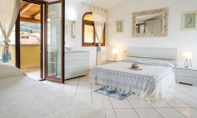 Buddittogliu Straulas Casa | Casa de vacaciones 'Casa La Cinta' con vistas a la montaña, Wi-Fi y aire acondicionado