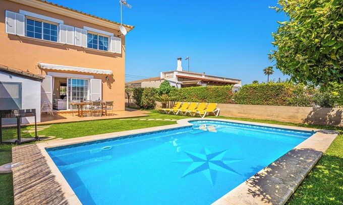 Badia Gran Casa | Casa las Bahías con piscina, Wi-Fi, aire acondicionado, terraza y jardín; aparcamiento disponible