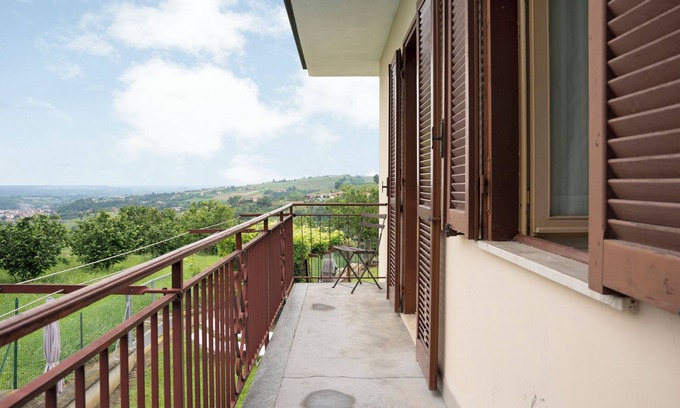 Dogliani Casa | Casa de vacaciones 'Casa Pianezzo Dogliani' con vistas a la montaña, piscina privada y Wi-Fi