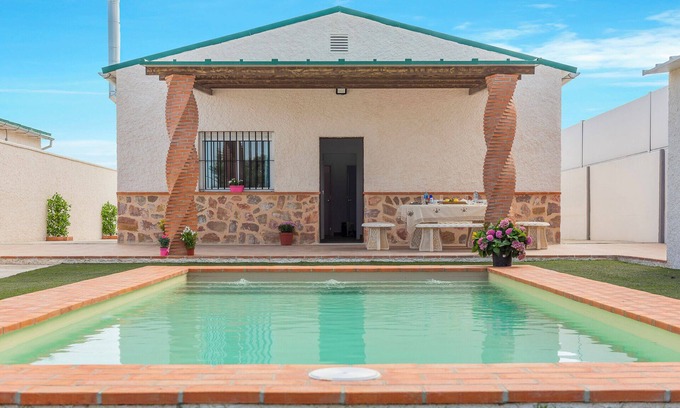 La Lantejuela Casa | Casa de vacaciones "Casa Rural Maria" con piscina privada, terrazas privadas y Wi-Fi