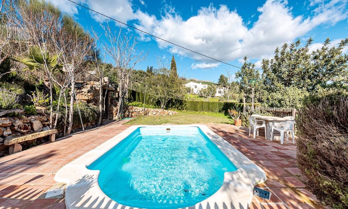 Antequera Casa | Casa de vacaciones 'Casa Rural Villa Campito' con vistas a la montaña, piscina privada y Wi-Fi
